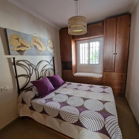 Apartamento Vacacional شقة *